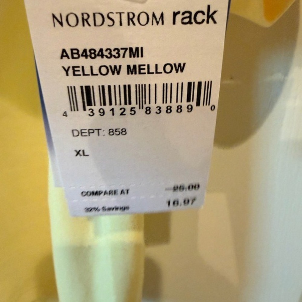 Abound Yellow Mellow Cropped T Shirt Tee Top XL Cotton Blend - Picture 6 of 7